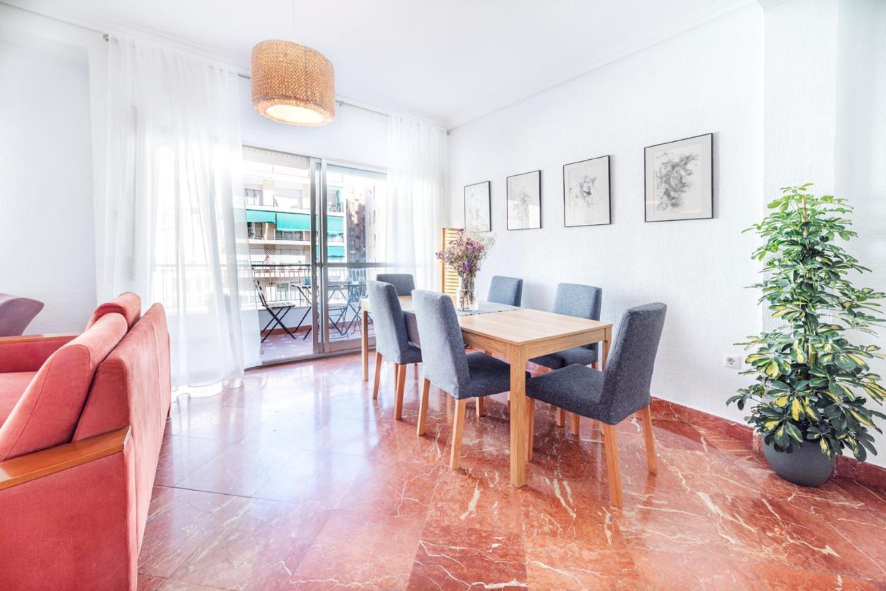 Alohamundi Plaza De Cuba Apartment Seville Luaran gambar
